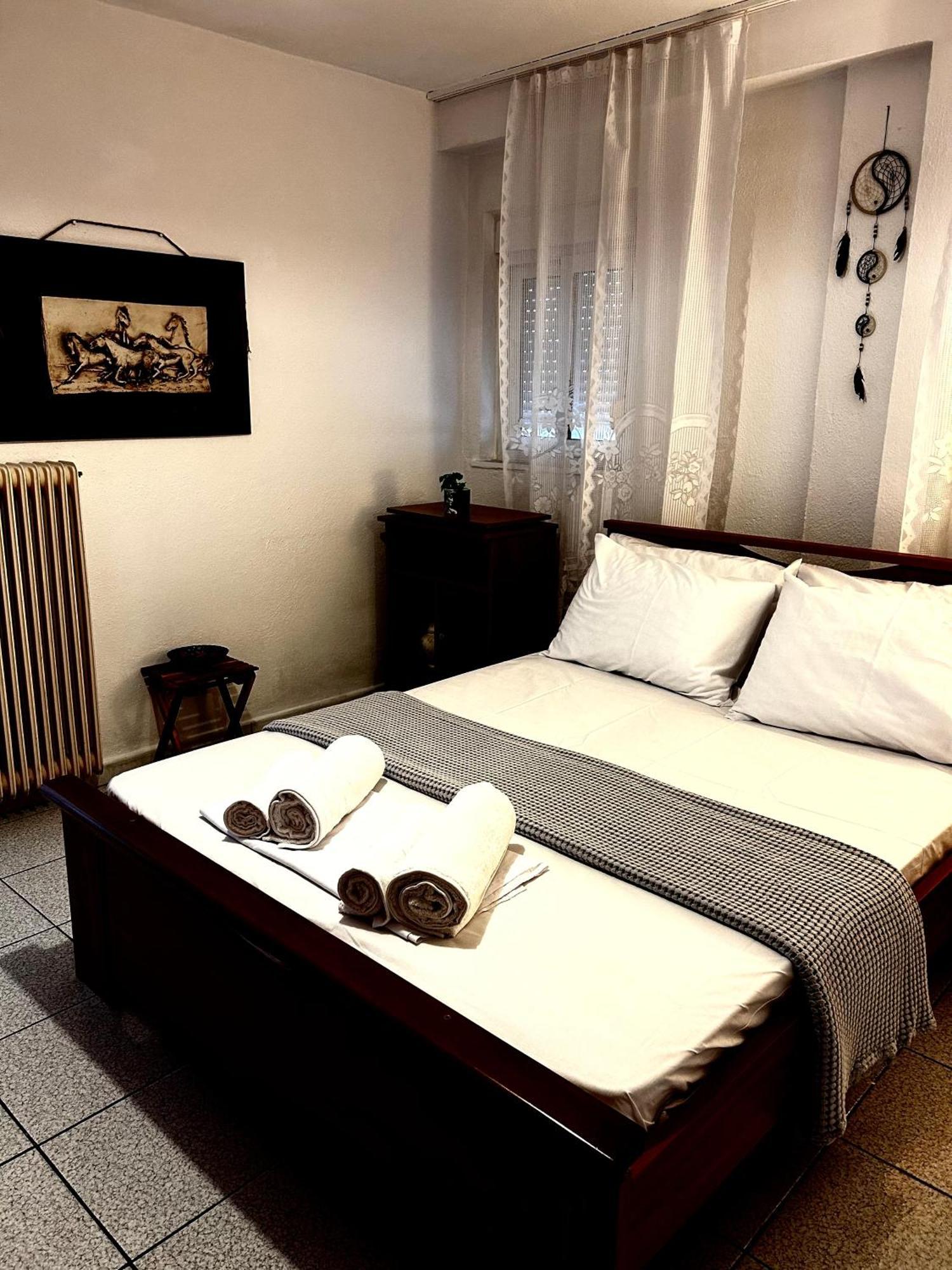 Jasmine Seaview Kavala